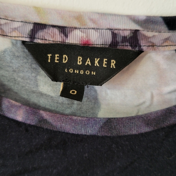 Ted Baker Floral T-shirt - Picture 3 of 4